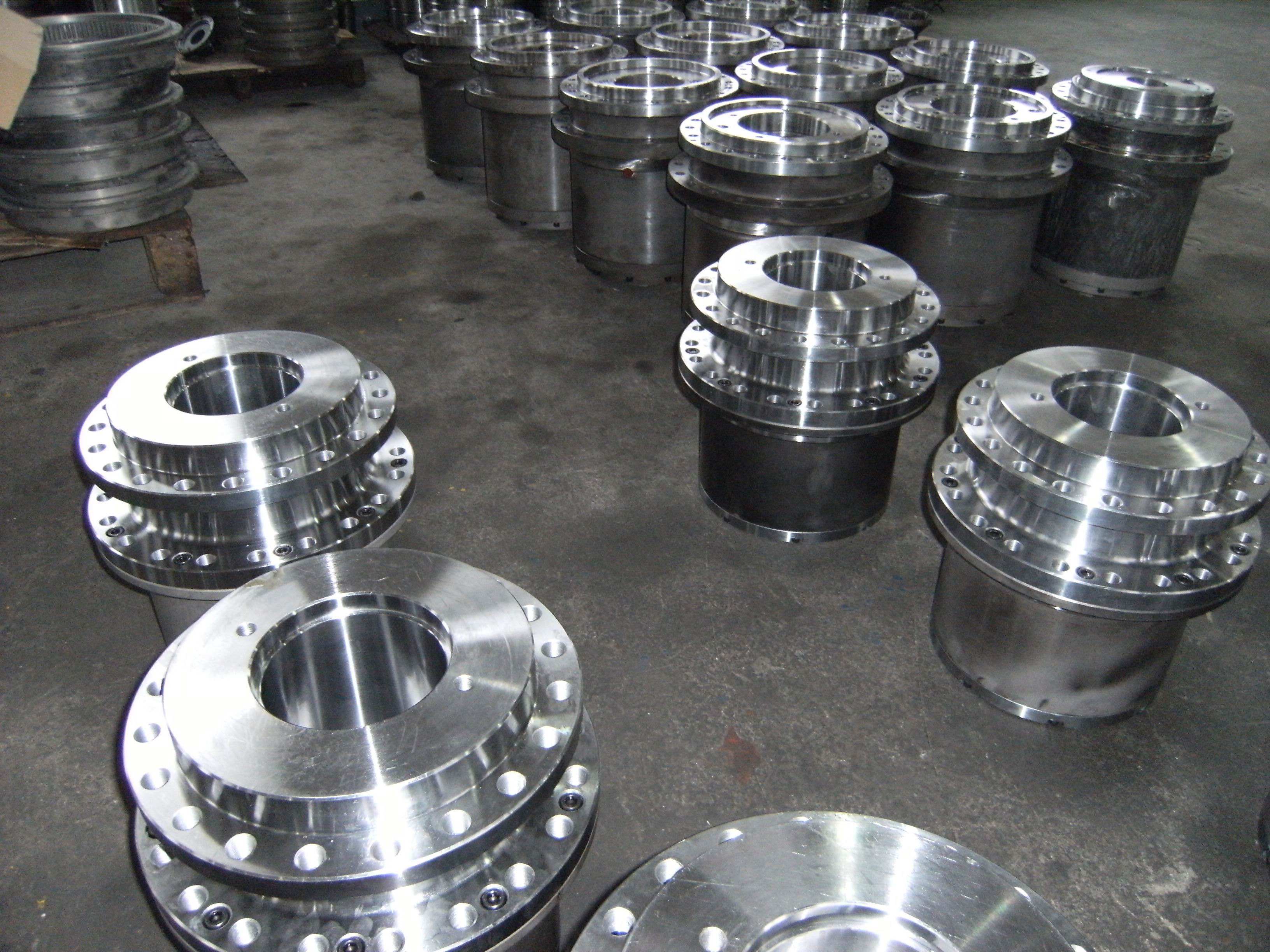 Hydraulic Tracked Vehicle Power Wheel Winch Gear Drive Planetary Gearbox Speed Reducer Replacement Of Brevini Bonfiglioli