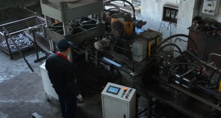 Agricultural TD060-12523 5-19-133-06 TD060-12524 Steering Gear 10T for Tractor M6040,M5000