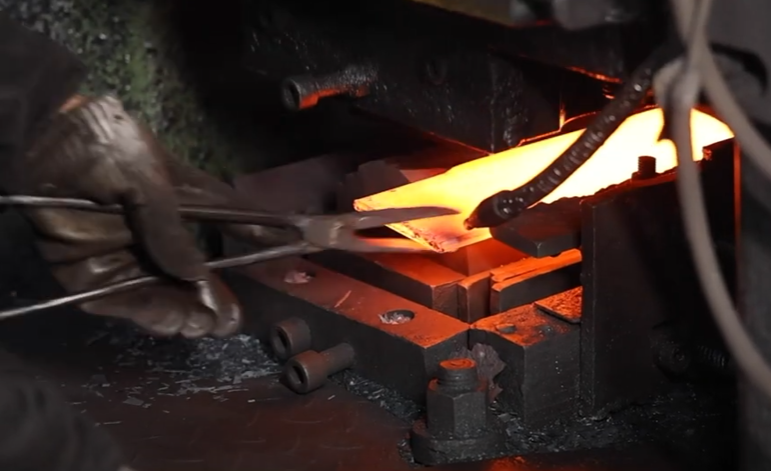 Agricultural TD060-12523 5-19-133-06 TD060-12524 Steering Gear 10T for Tractor M6040,M5000