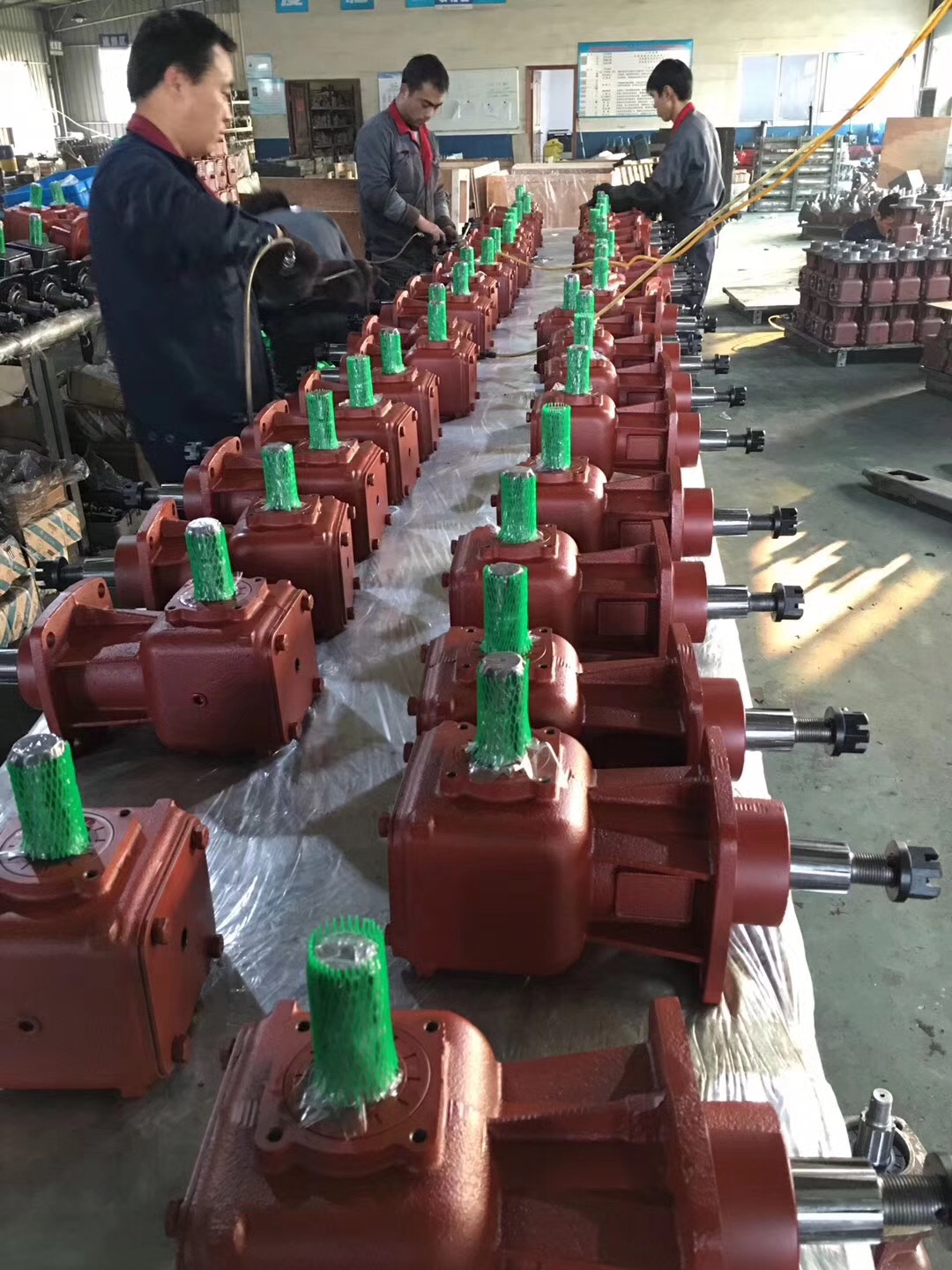 RC 100 Skid Steer Mower Rotary Cutter Gearbox with 1-3/8" 6 Spline