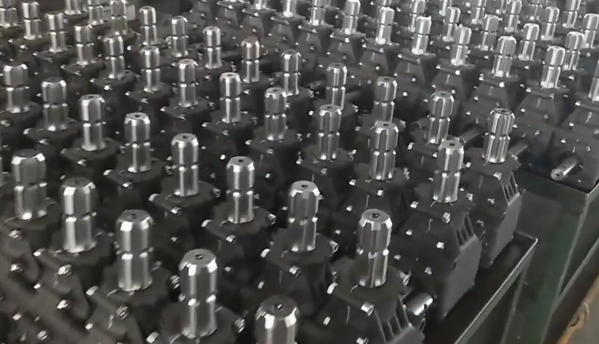 Agriculture B150 Mixer Gearboxes 1:1 Right Angle Bevel Gearbox